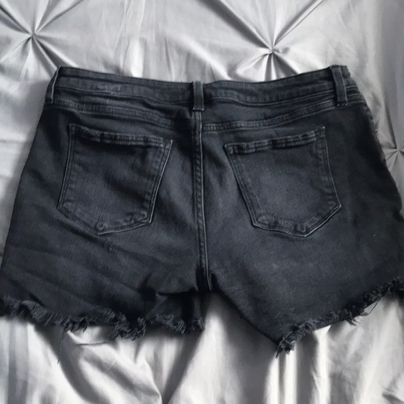 Black jean shorts - Picture 6 of 6